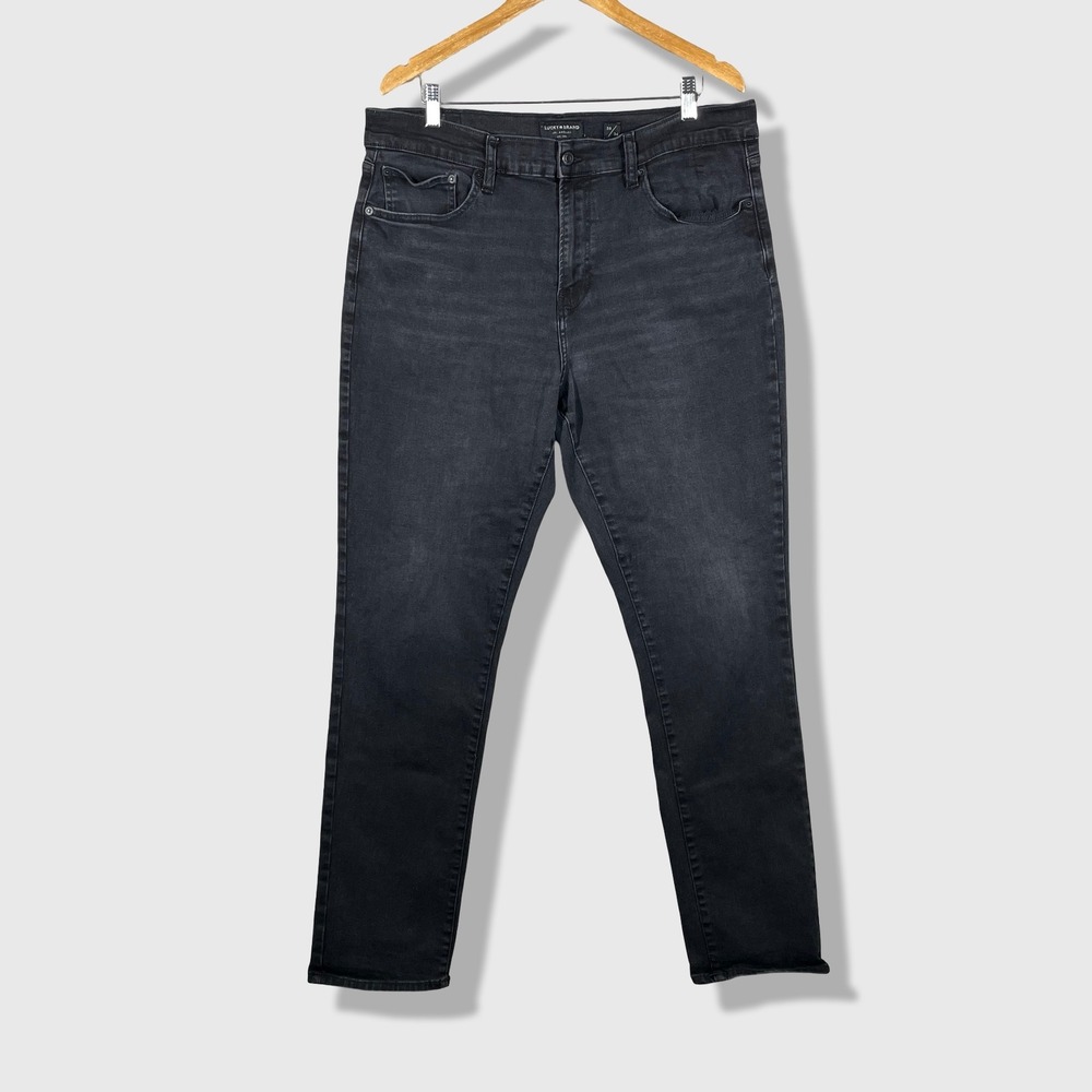 Lucky Brand 410 Athletic Straight Jeans Mens 38x34 Black Classic Minimalist